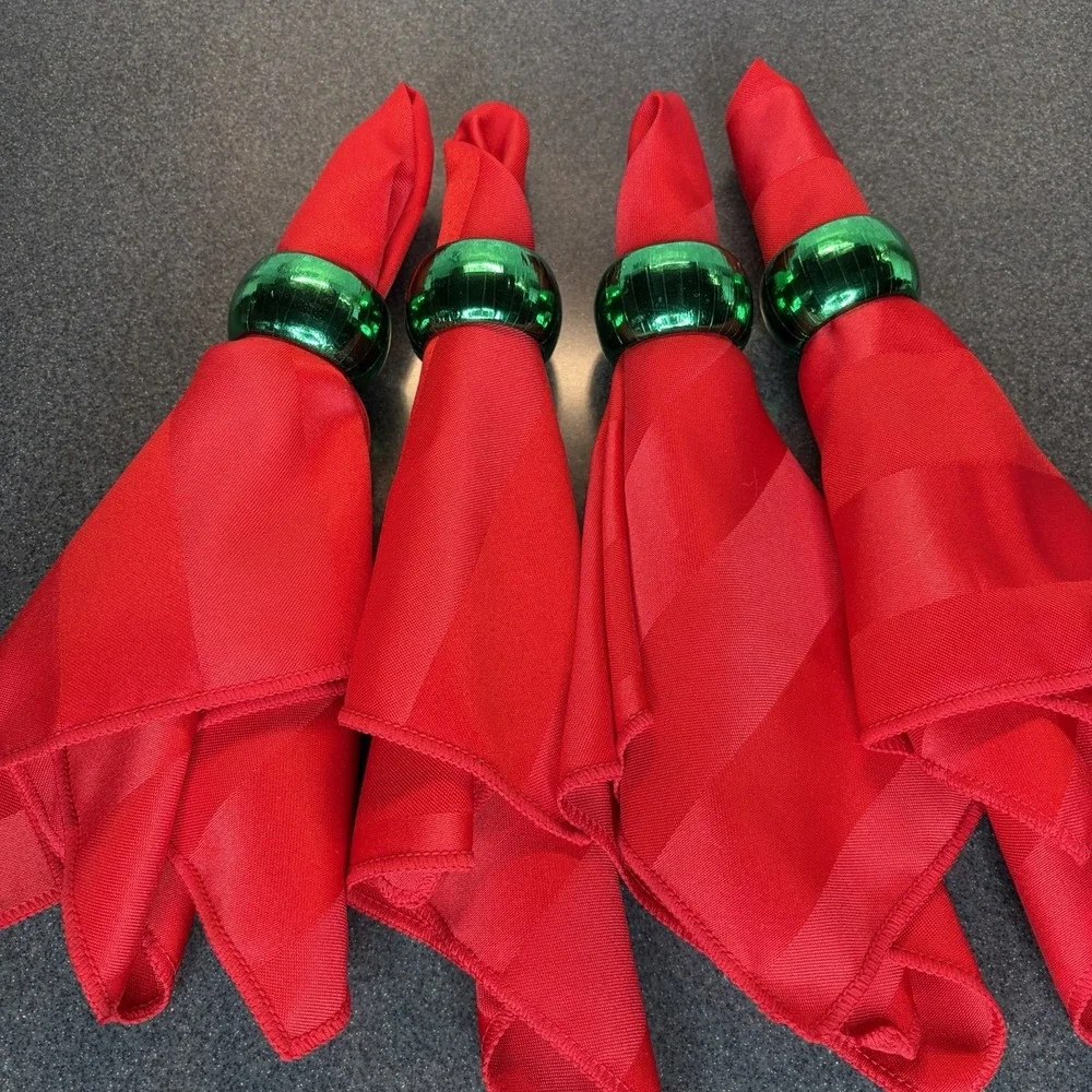 Christmas Red Napkins with Green Rings Dinner Party 16x17 Crisp Linens Holliday